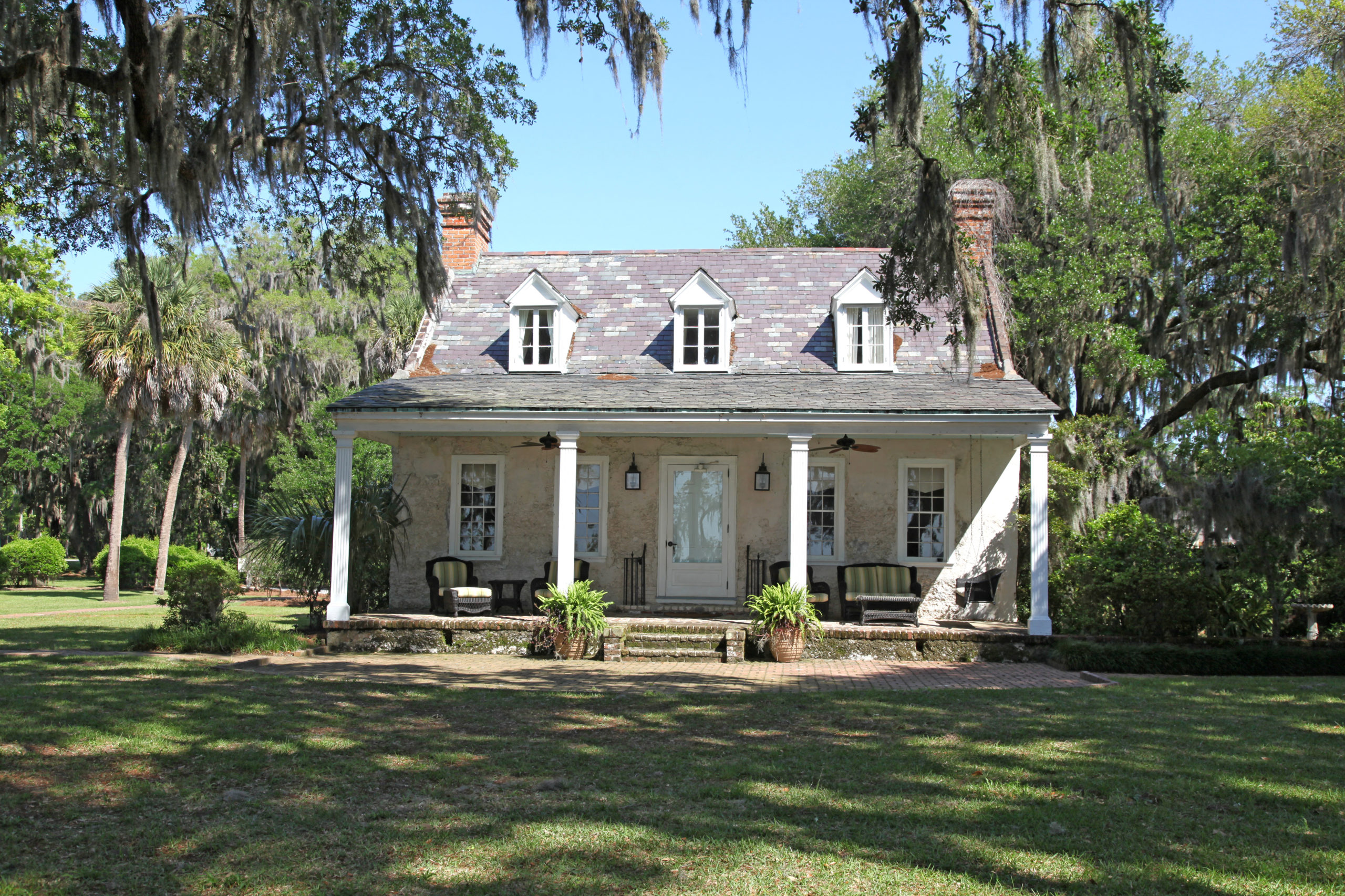 colonial home